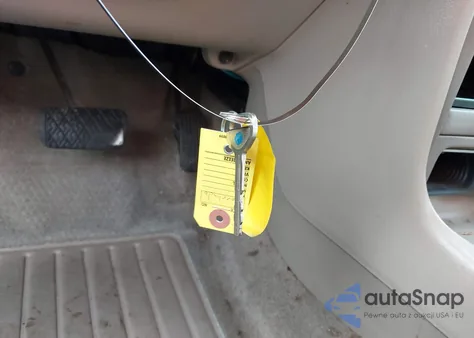 2000 Toyota Corolla Le z USA, uszkodzony, nr VIN 2T1BR18EXYC334347